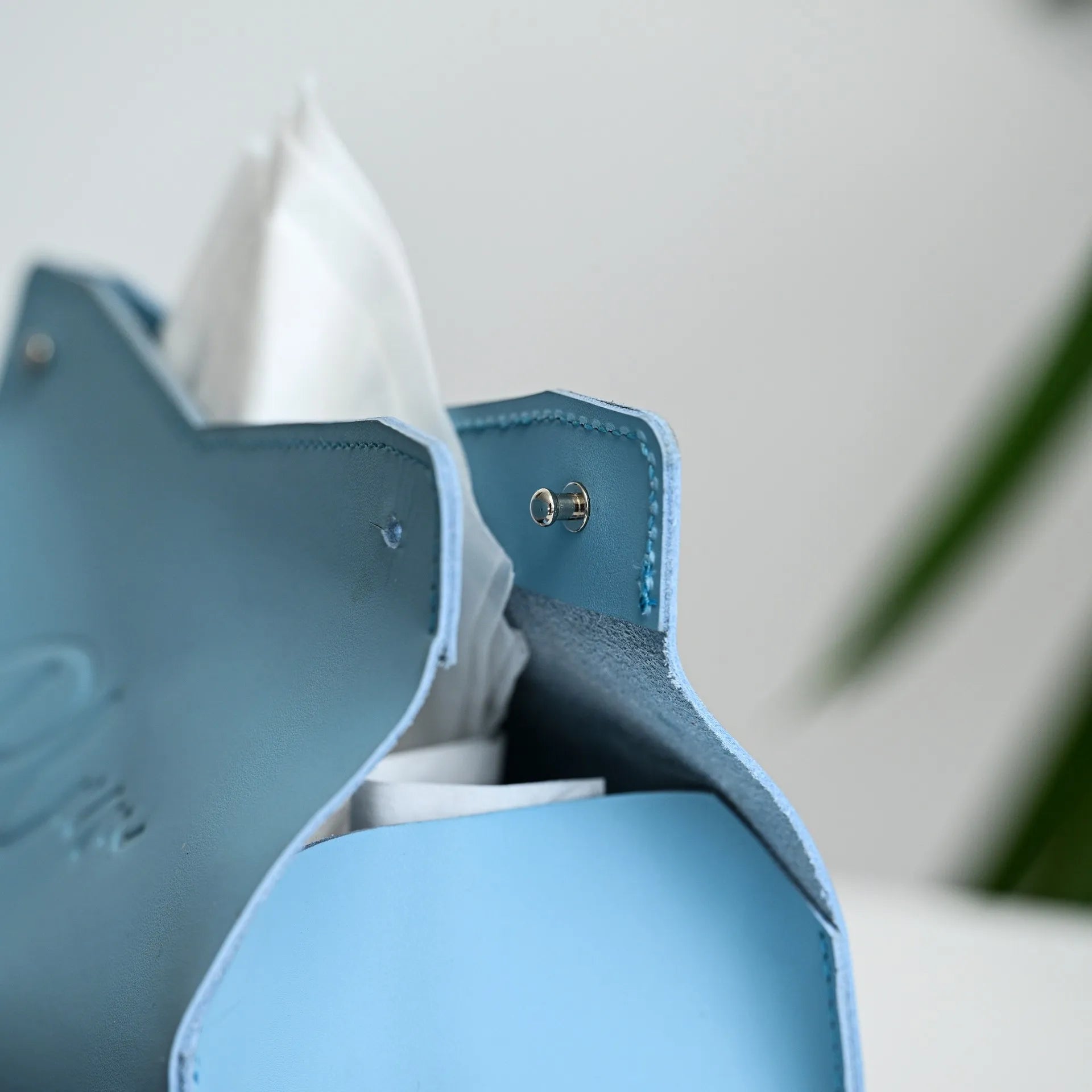 Leather Tissue Box (LNH03) - inkohoreca - shop
