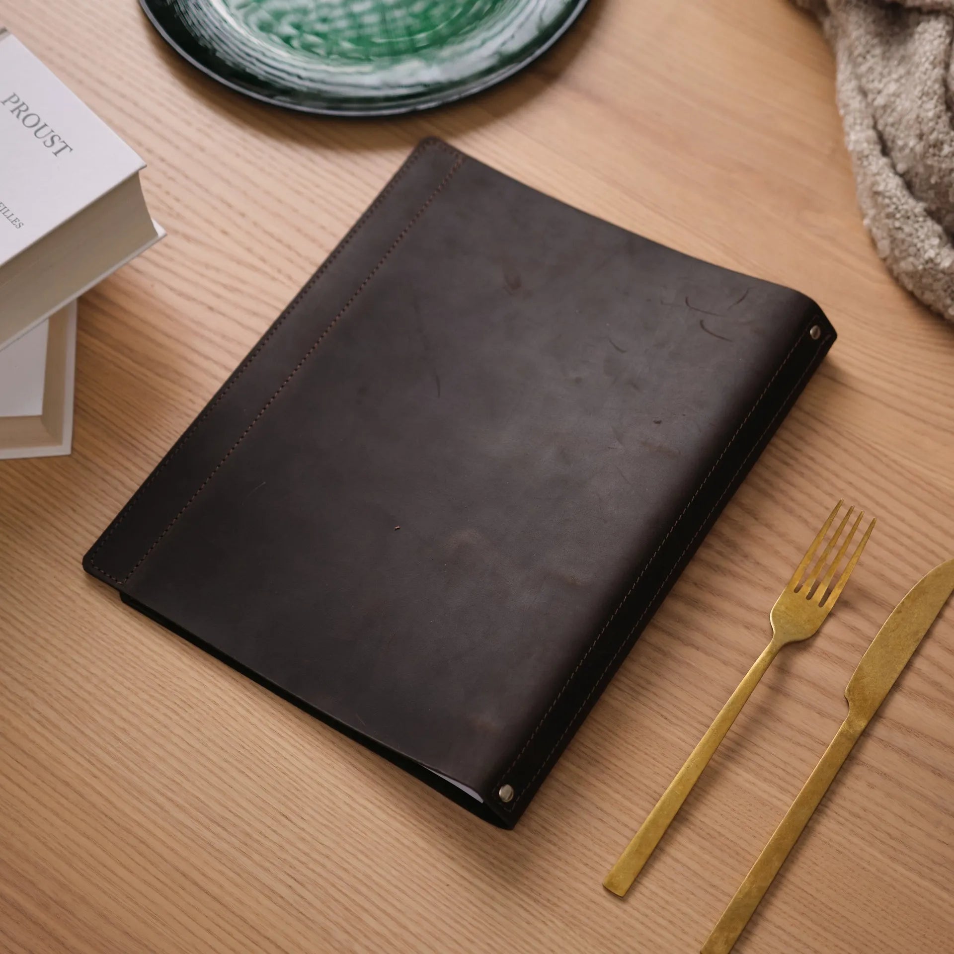 Menu Holder with Ring Binder Mechanism with Crazy Horse leather (LM01A4) - inkohoreca - shop