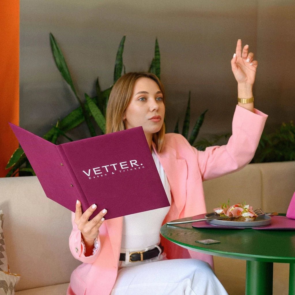 Cubierta de menú textil HoReCa TM02A4 con material de tela duradera