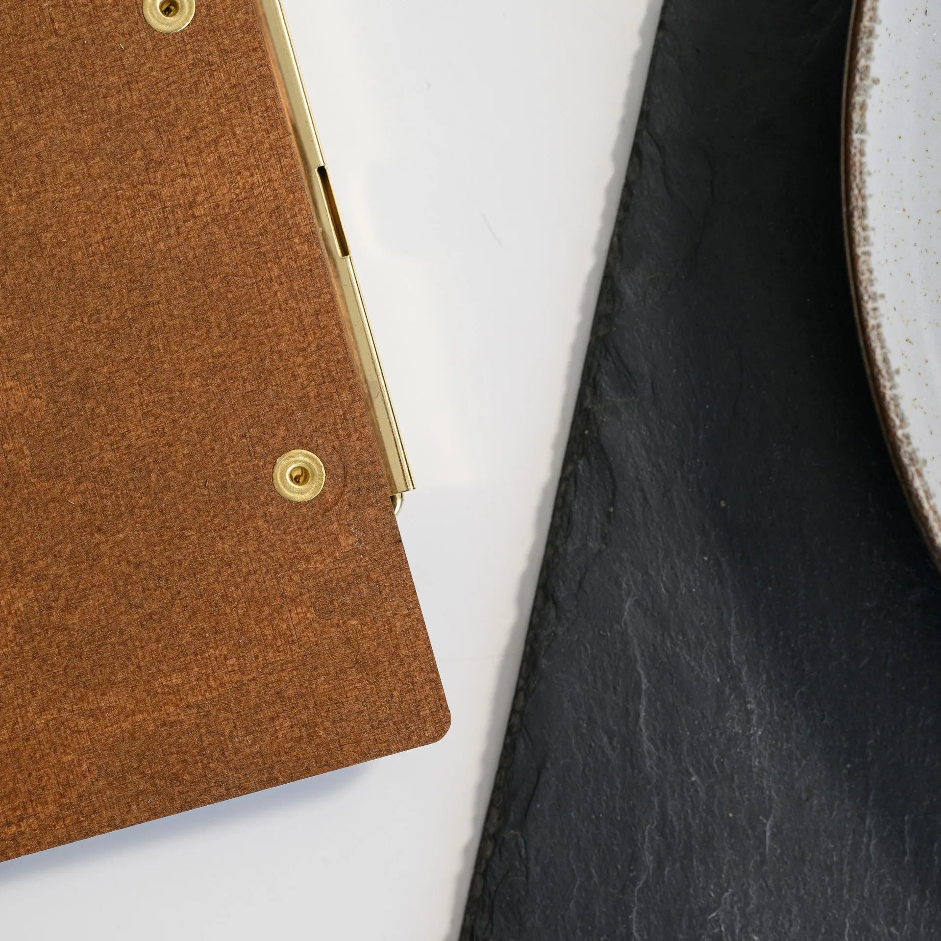 Wooden Menu Board with Crazy Horse Leather Cover and Clip (P03A5) - inkohoreca - shop