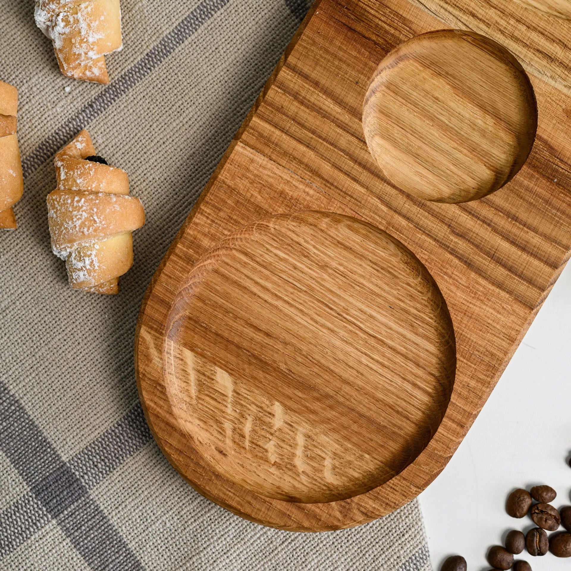 Wooden serving board, versatile and stylish, perfect for cafes, restaurants, and home kitchens.