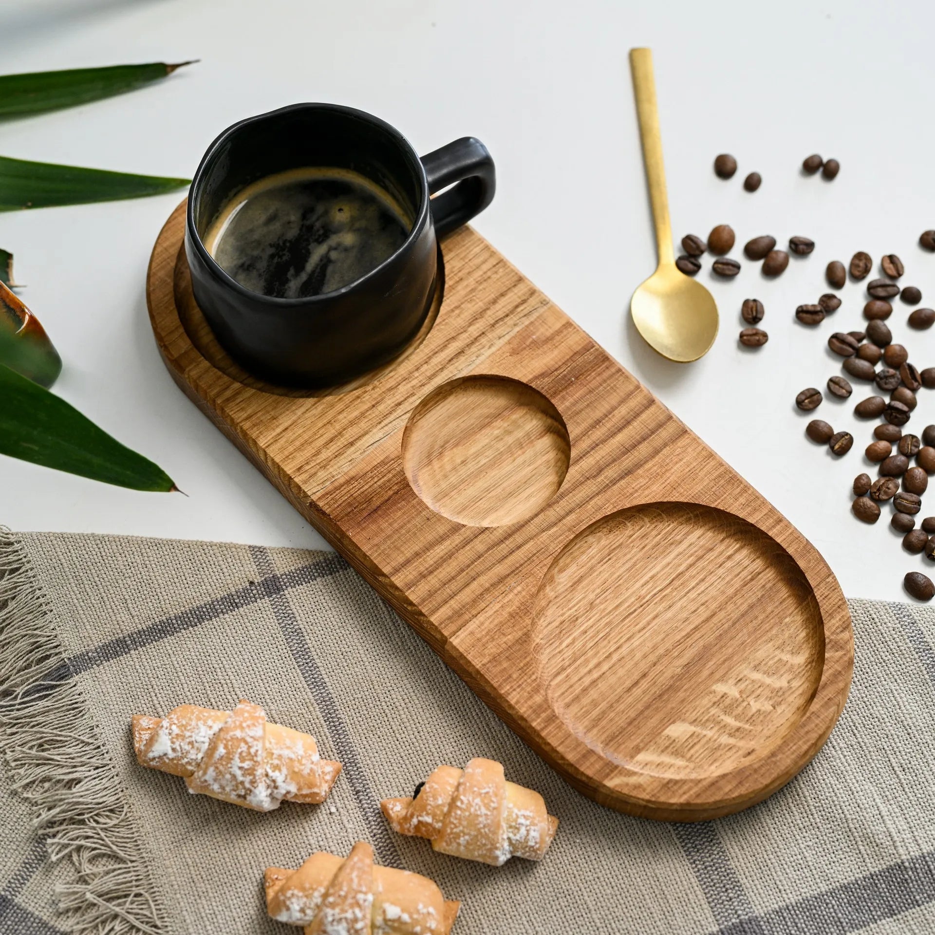 Rustic kitchen tray, a perfect blend of function and aesthetics, ideal for serving meals and snacks.