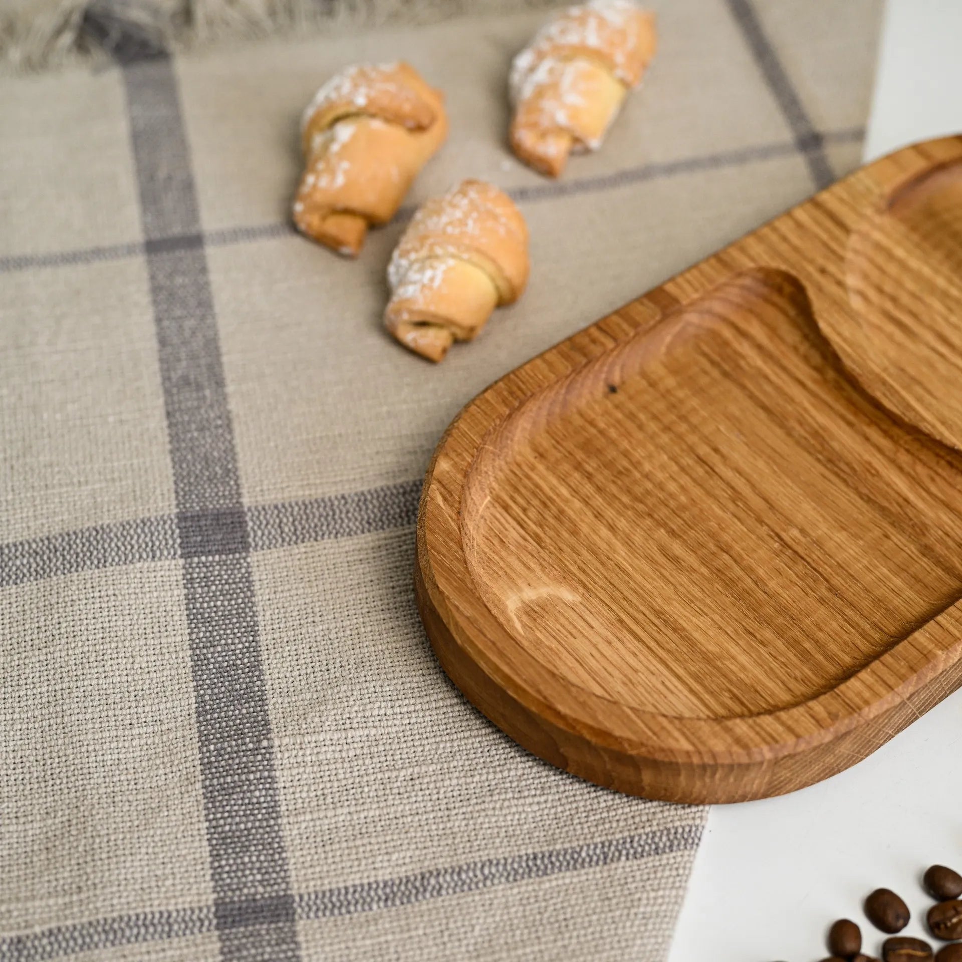 Personalized kitchen tray, perfect for home and restaurant use, offering a unique and stylish way to serve meals.