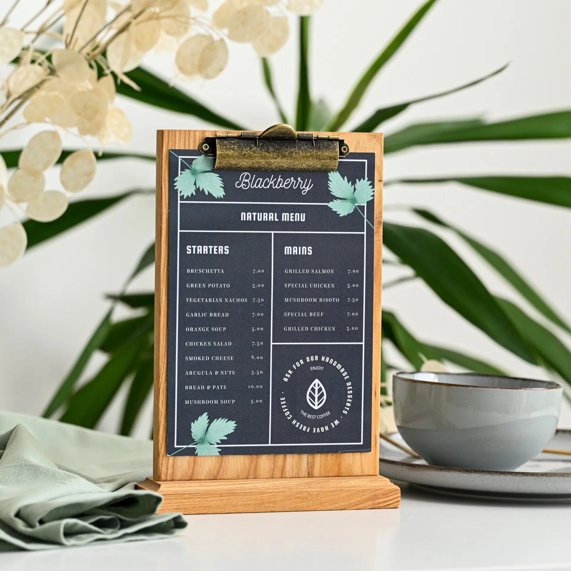 Porte-menu de table pour feuilles A5 avec reliure en laiton