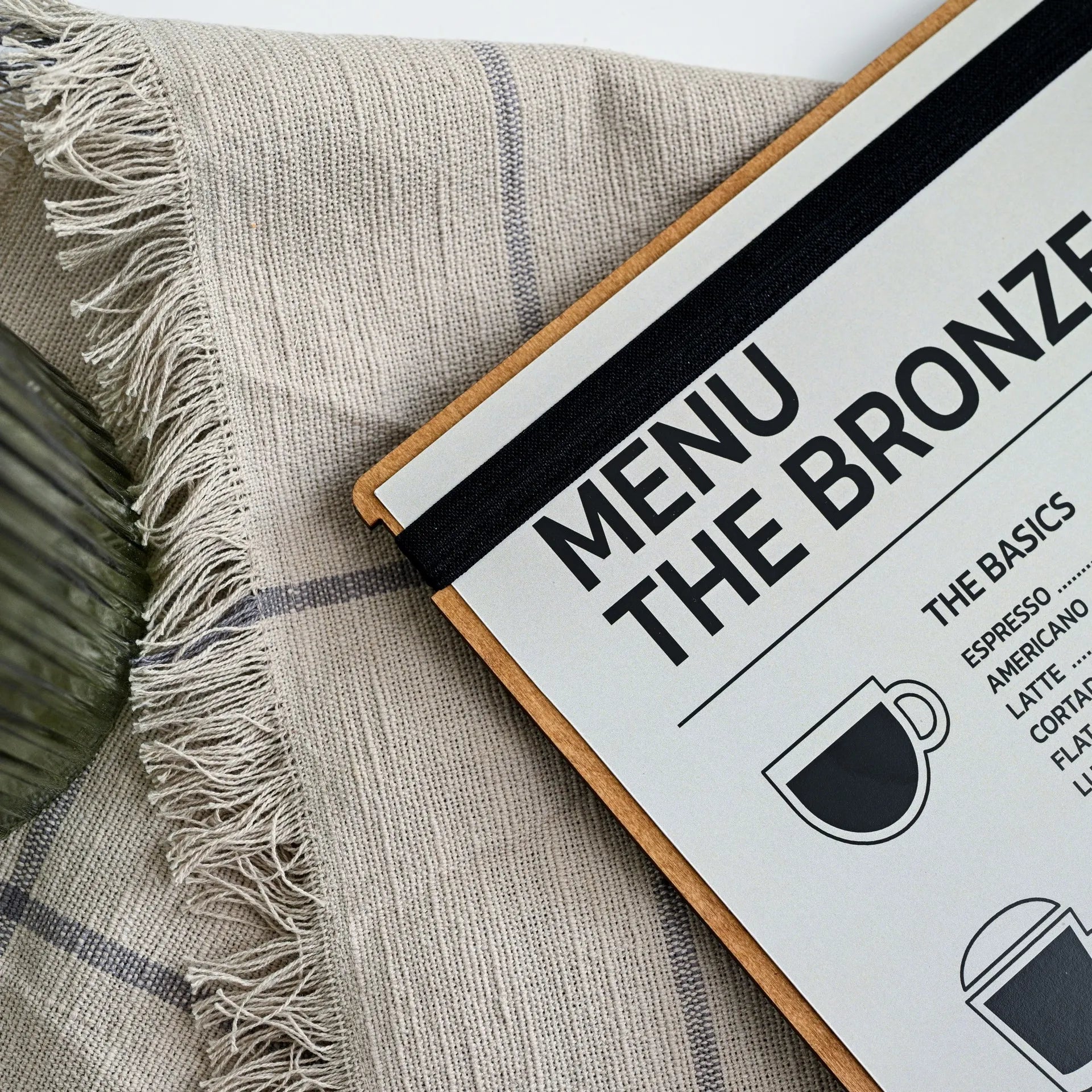 Elastic Band Menu Board: Ensures menus stay in place while adding a modern touch.