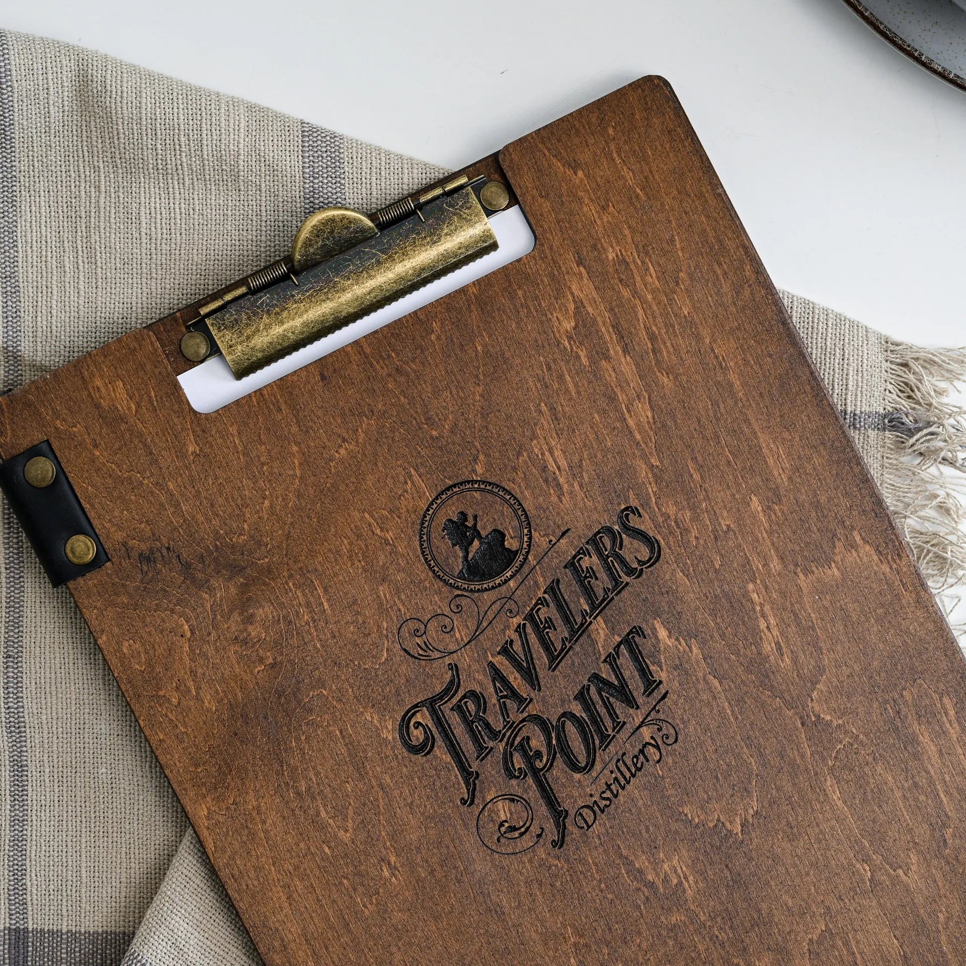 Swap out sheets effortlessly with our hardcover menu binder, maintaining a fresh and polished appearance.