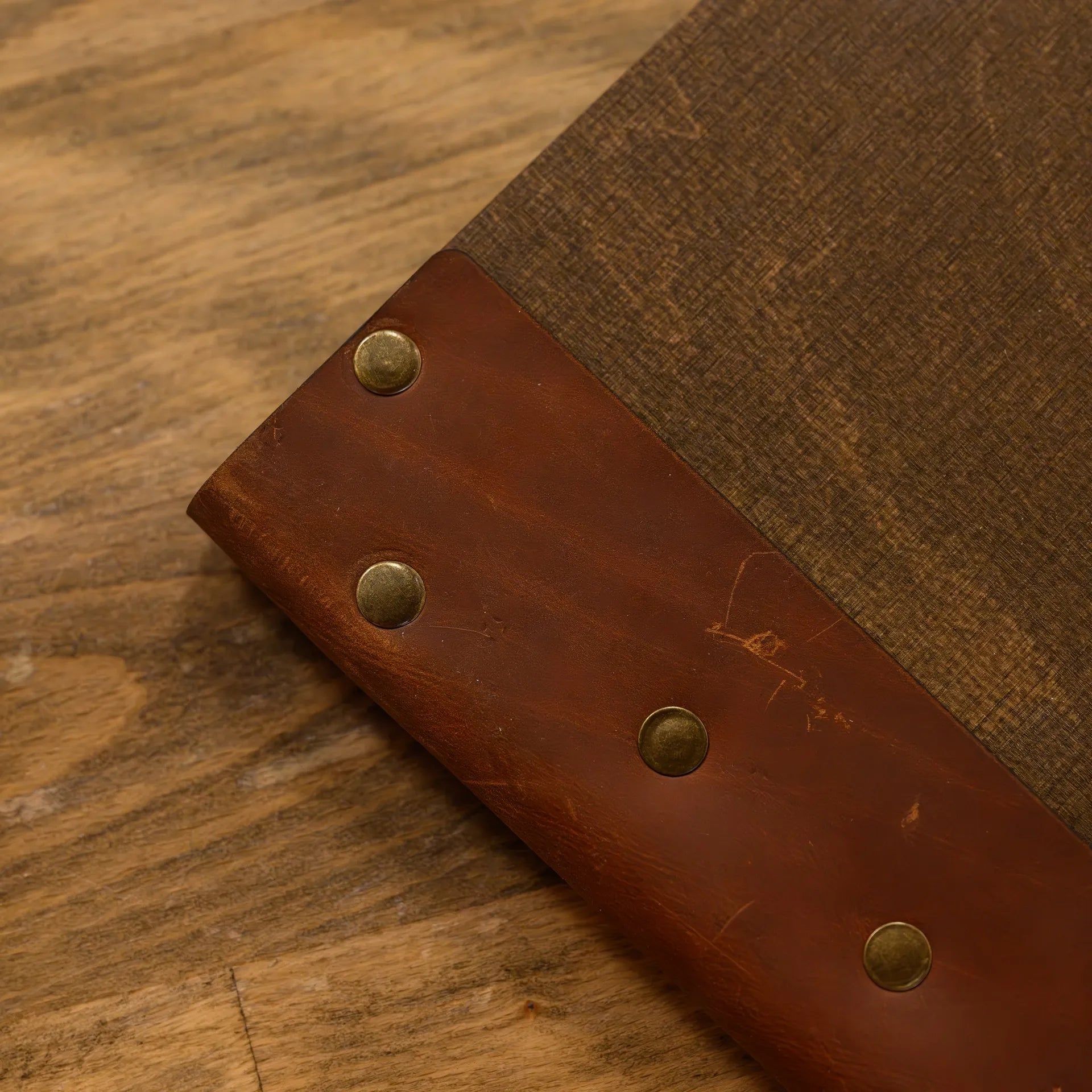 Wooden Menu Clipboard with Leather Spine (M06A2)