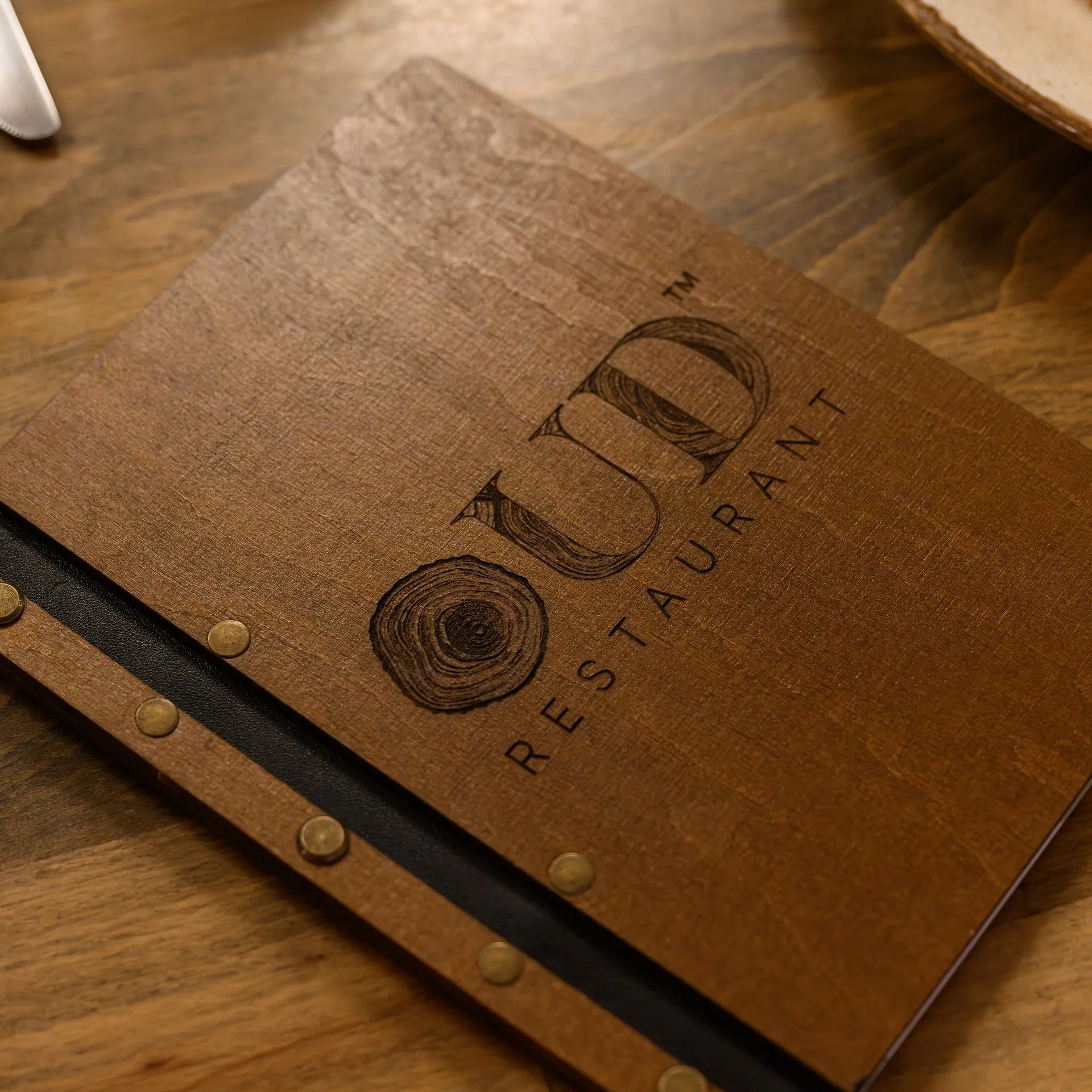 Wooden Menu Holder fastened on Leather Strap (M01A5)