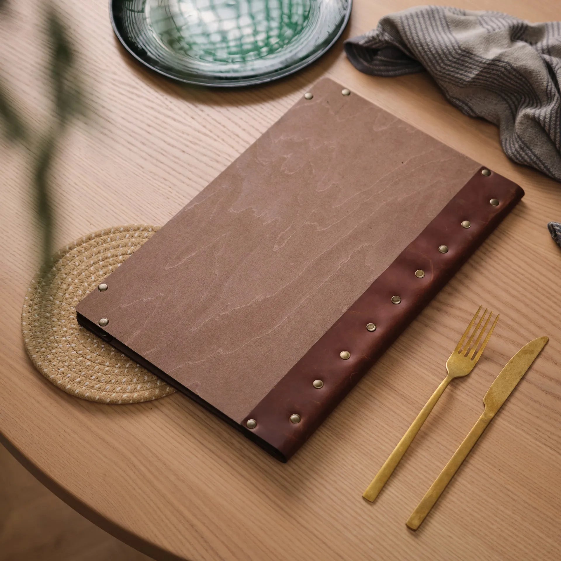 Wooden Menu Clipboard with Leather Spine (M06A1)