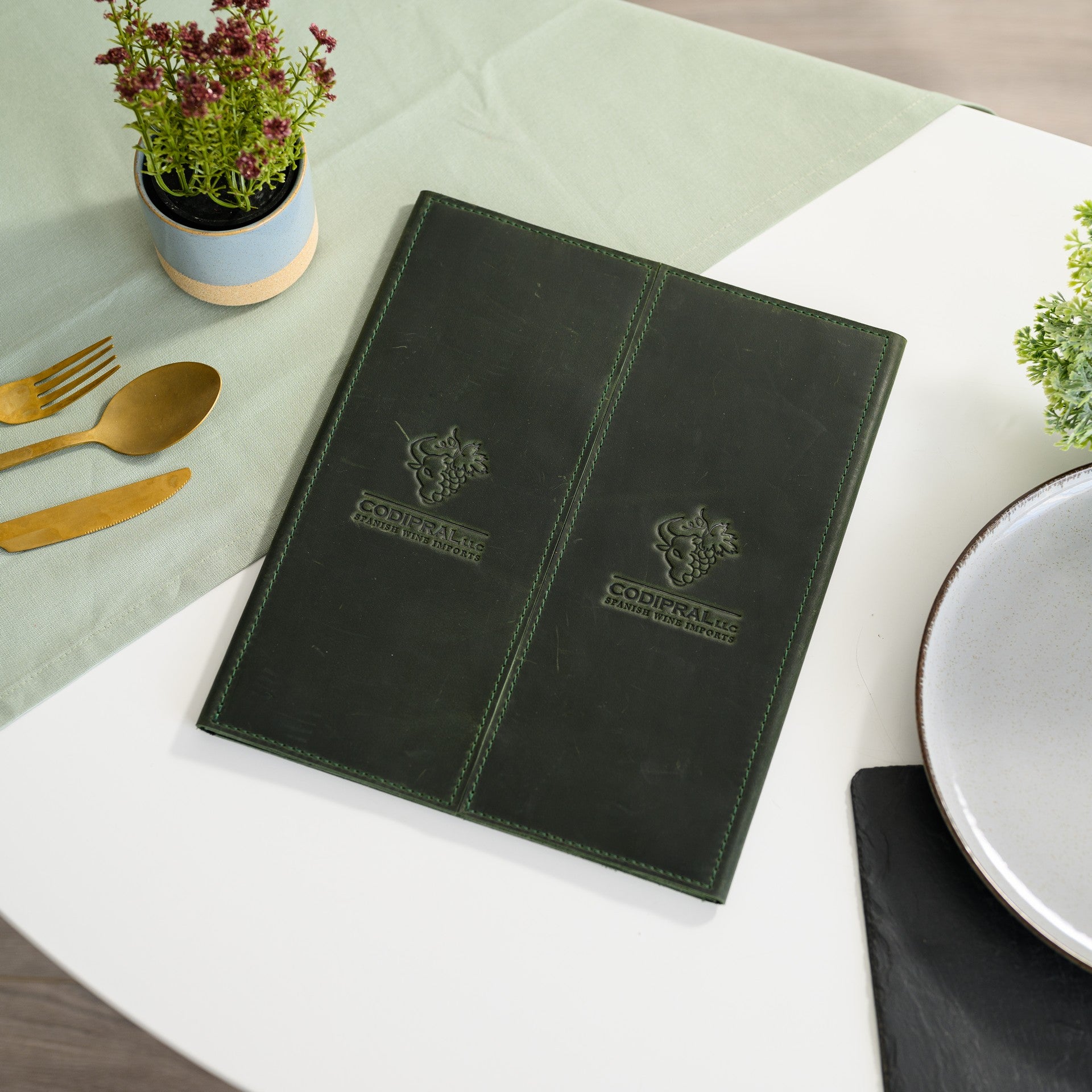 Stylish and practical solution for organizing your menu cards.