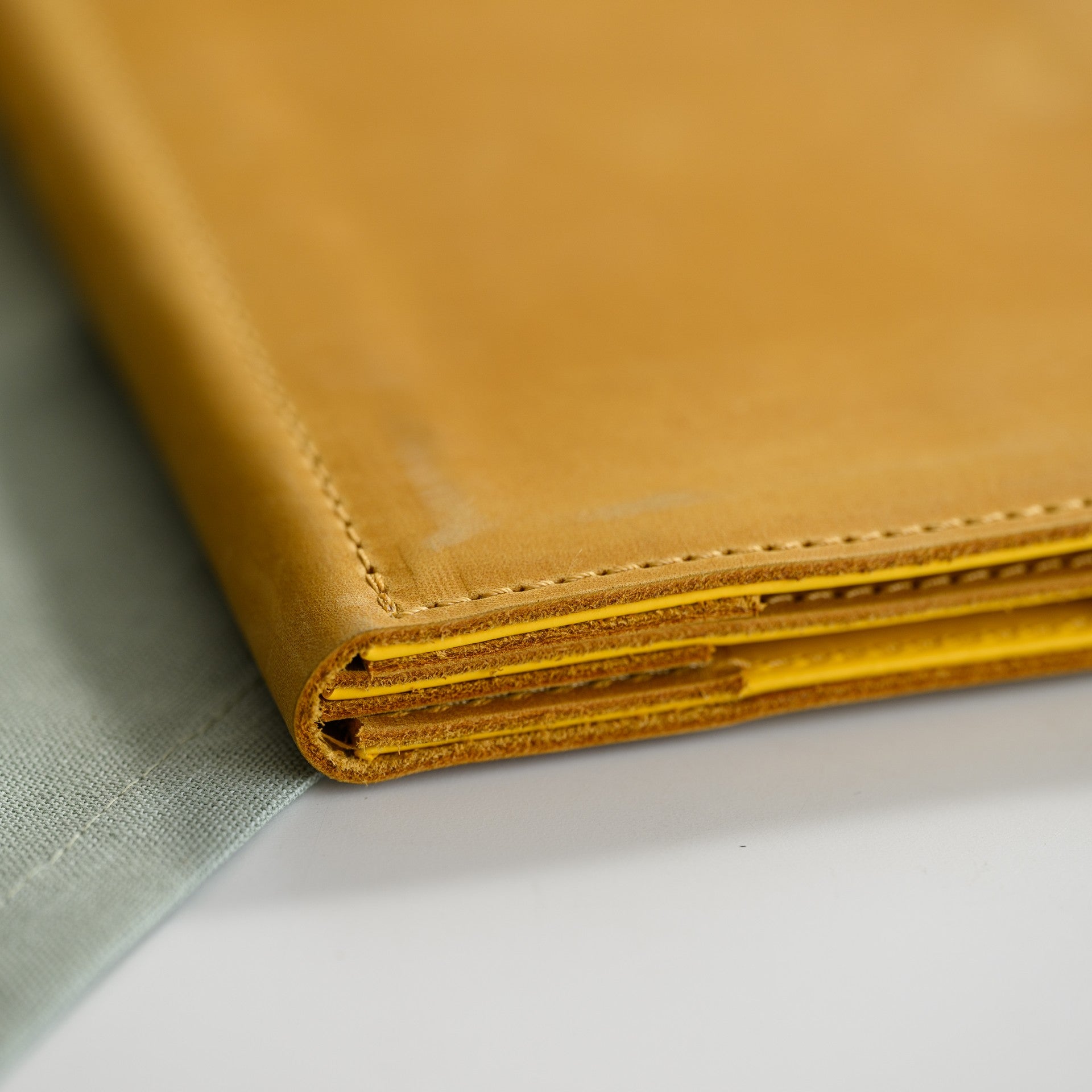 Leather Trifold Menu Holder with Three fields and Corner Mountings (LM15A2)