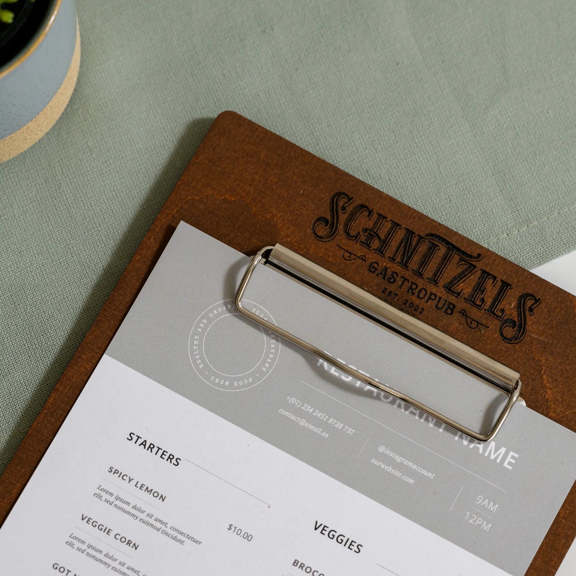Wooden Menu Board with Binder (P08A5)
