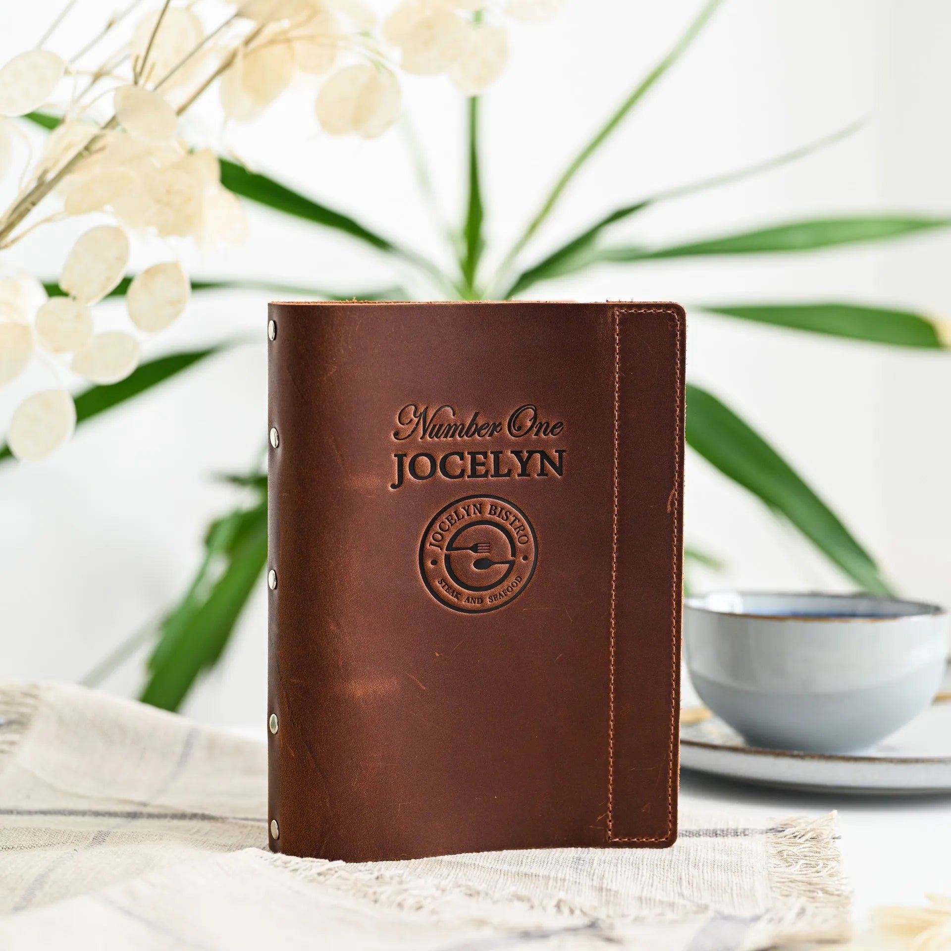 Basic Leather Menu Holder with Ring Binder Mechanism with Crazy Horse leather (LM01A5) - inkohoreca - shop