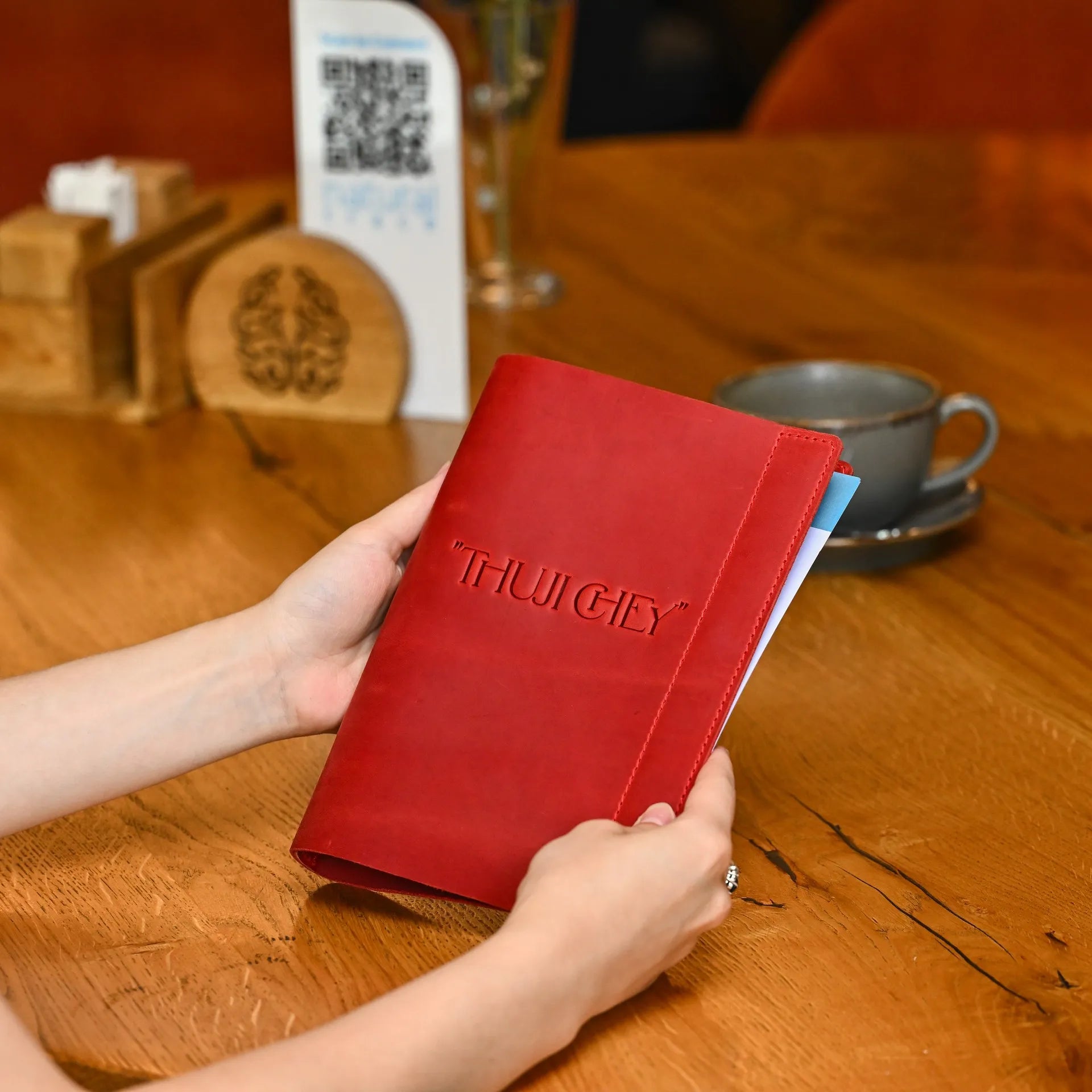 Basic Leather Menu Holder with Ring Binder Mechanism with Crazy Horse leather (LM01A5) - inkohoreca - shop