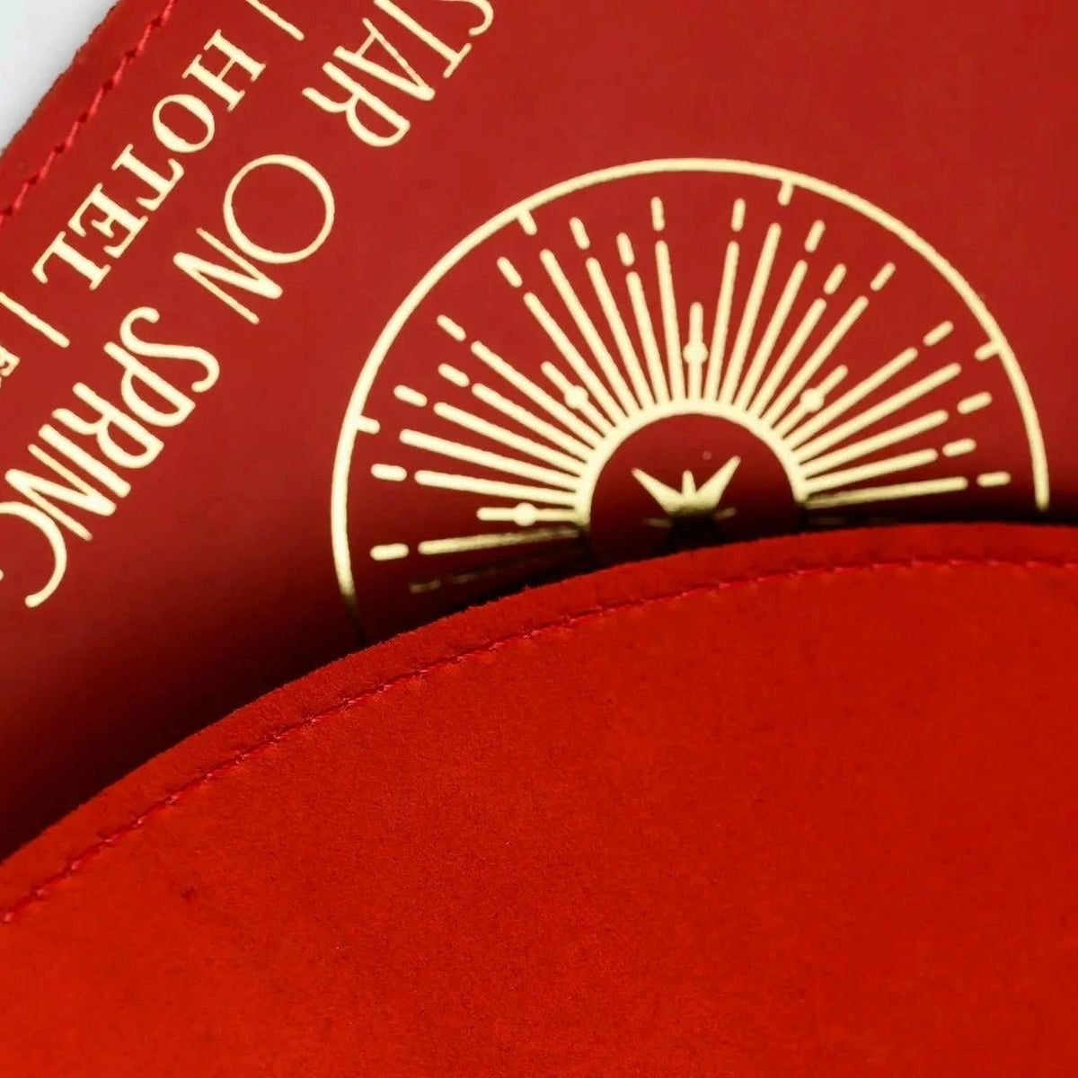 Individuales de cuero rojo a medida - Inko Horeca Accessories