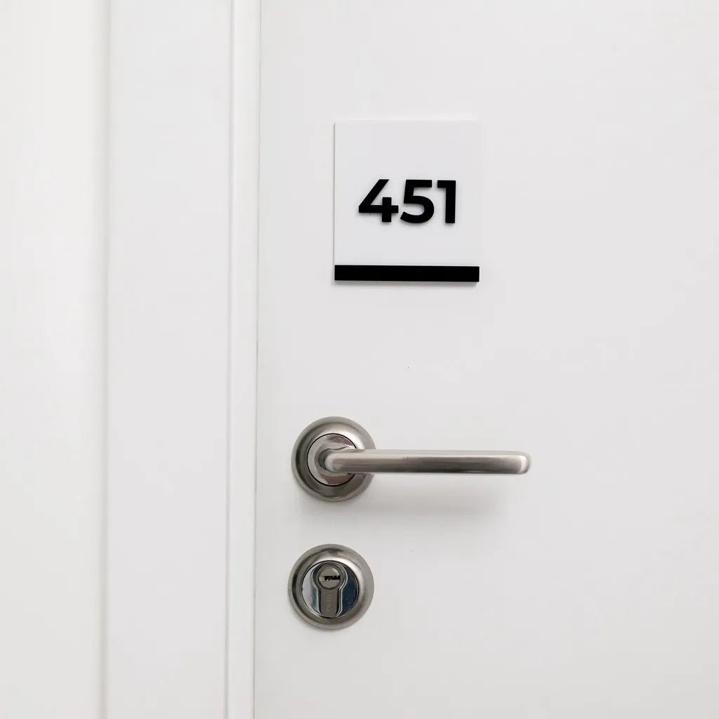 Minimalist Acrylic Door Sign with Numbers - inkohoreca - shop