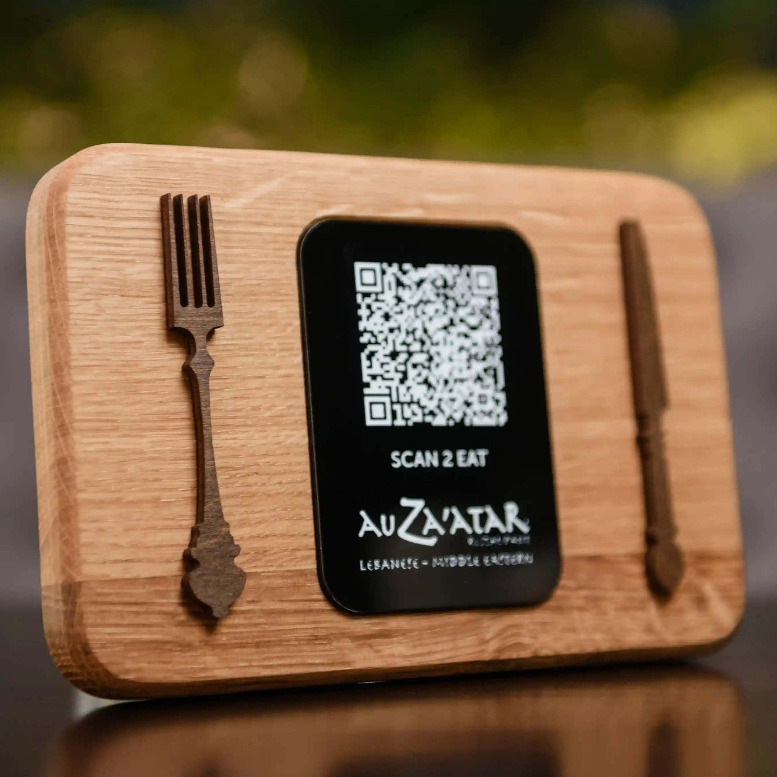 Touchless wooden table menu display featuring a QR code and acrylic sign, perfect for modern dining environments.