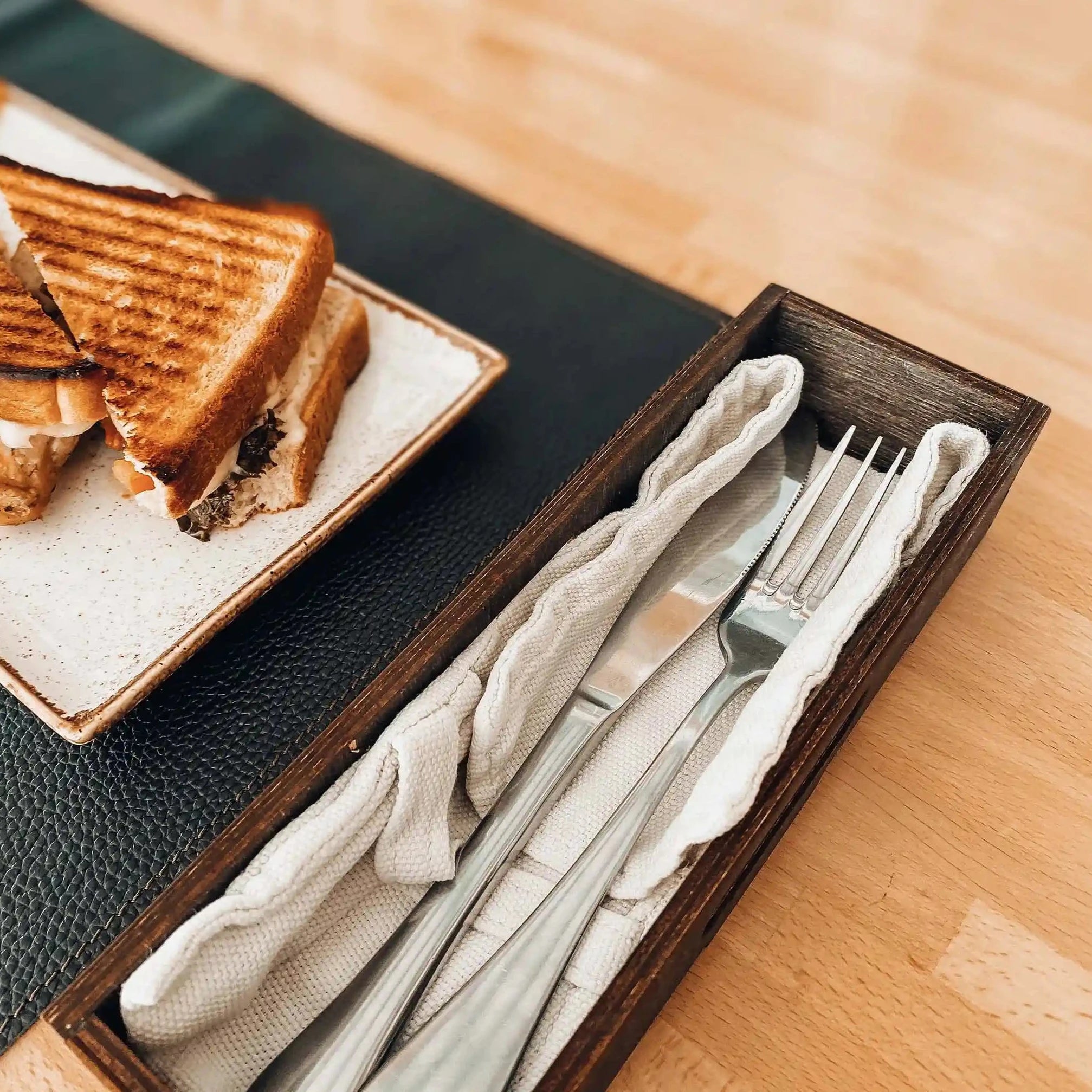 Wooden Cutlery Holder (CHW01) - inkohoreca - shop